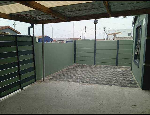 2 BEDROOM FREEHOLD FOR SALE IN GRIFFITHS MXENGE